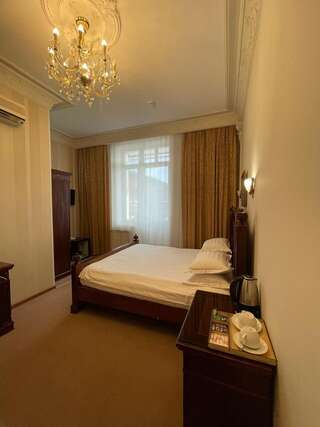 Гостиница Маяк Листвянка Джуниор Сюит классический-12